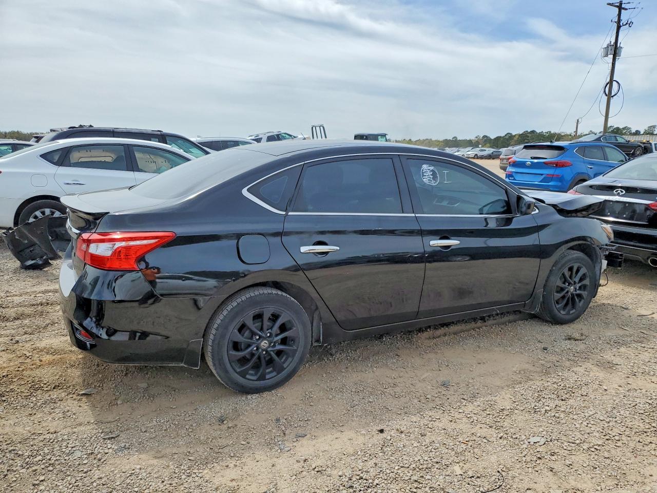 2018 NISSAN SENTRA S photo 5