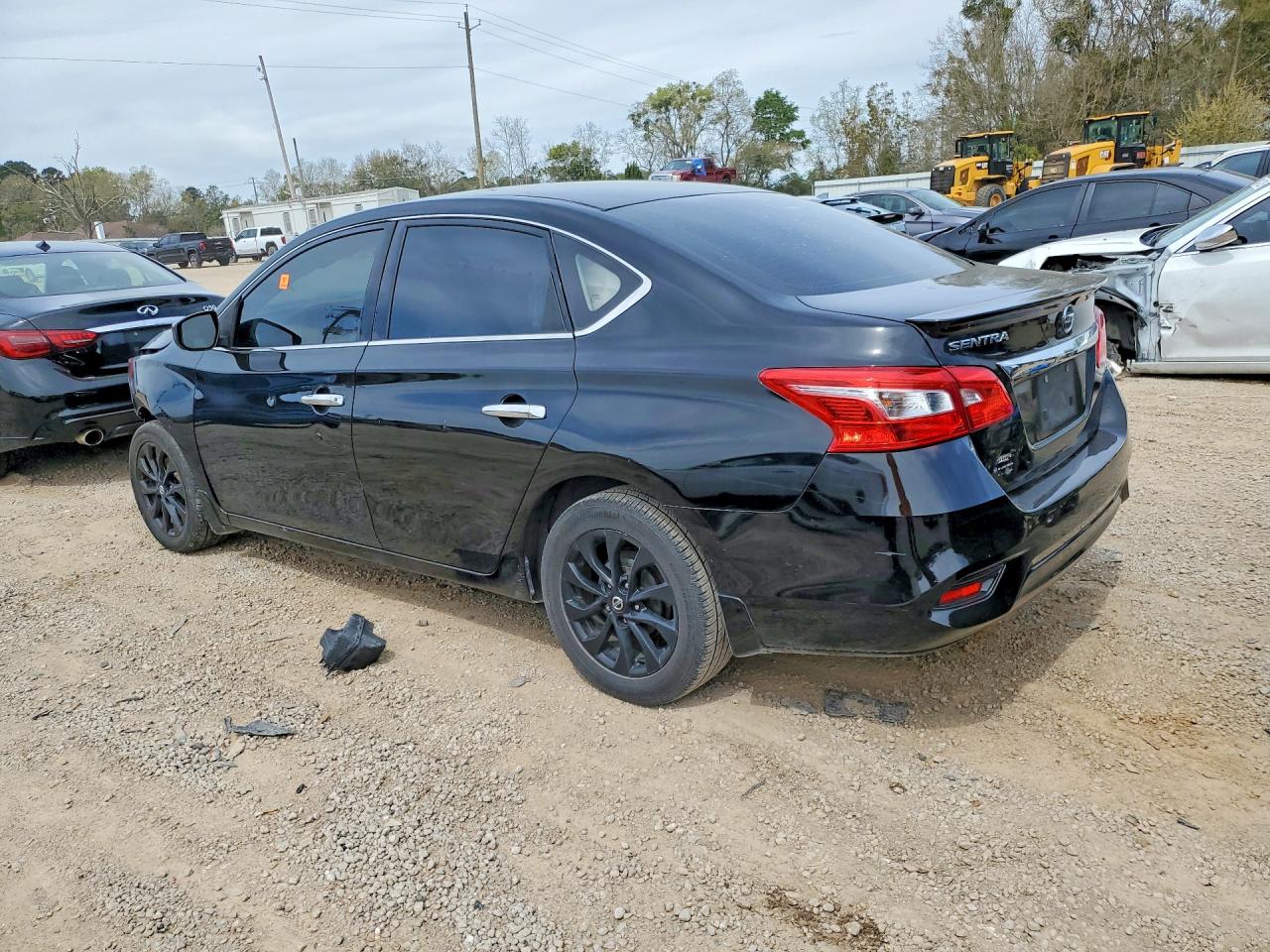 2018 NISSAN SENTRA S photo 3