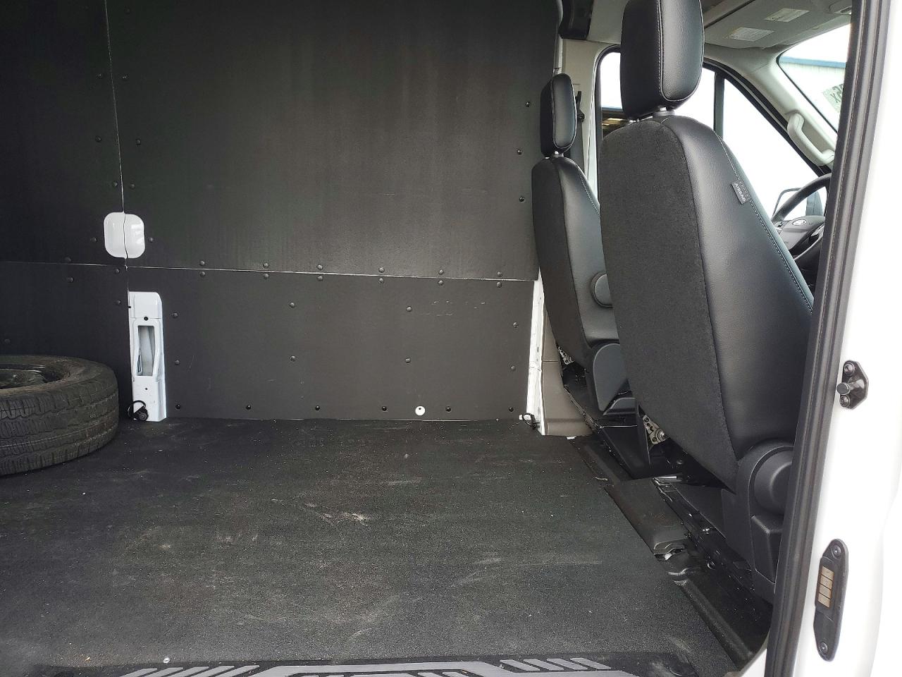 2025 FORD TRANSIT 250 DELIVERY VAN photo 21