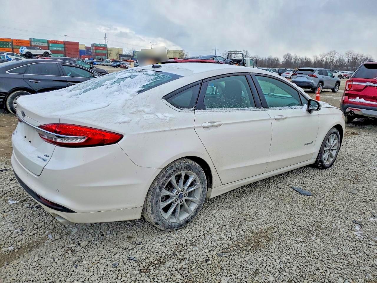 2017 FORD FUSION SE HYBRID photo 3