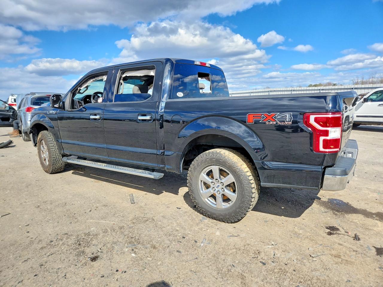 2018 FORD F150 SUPERCREW photo 2