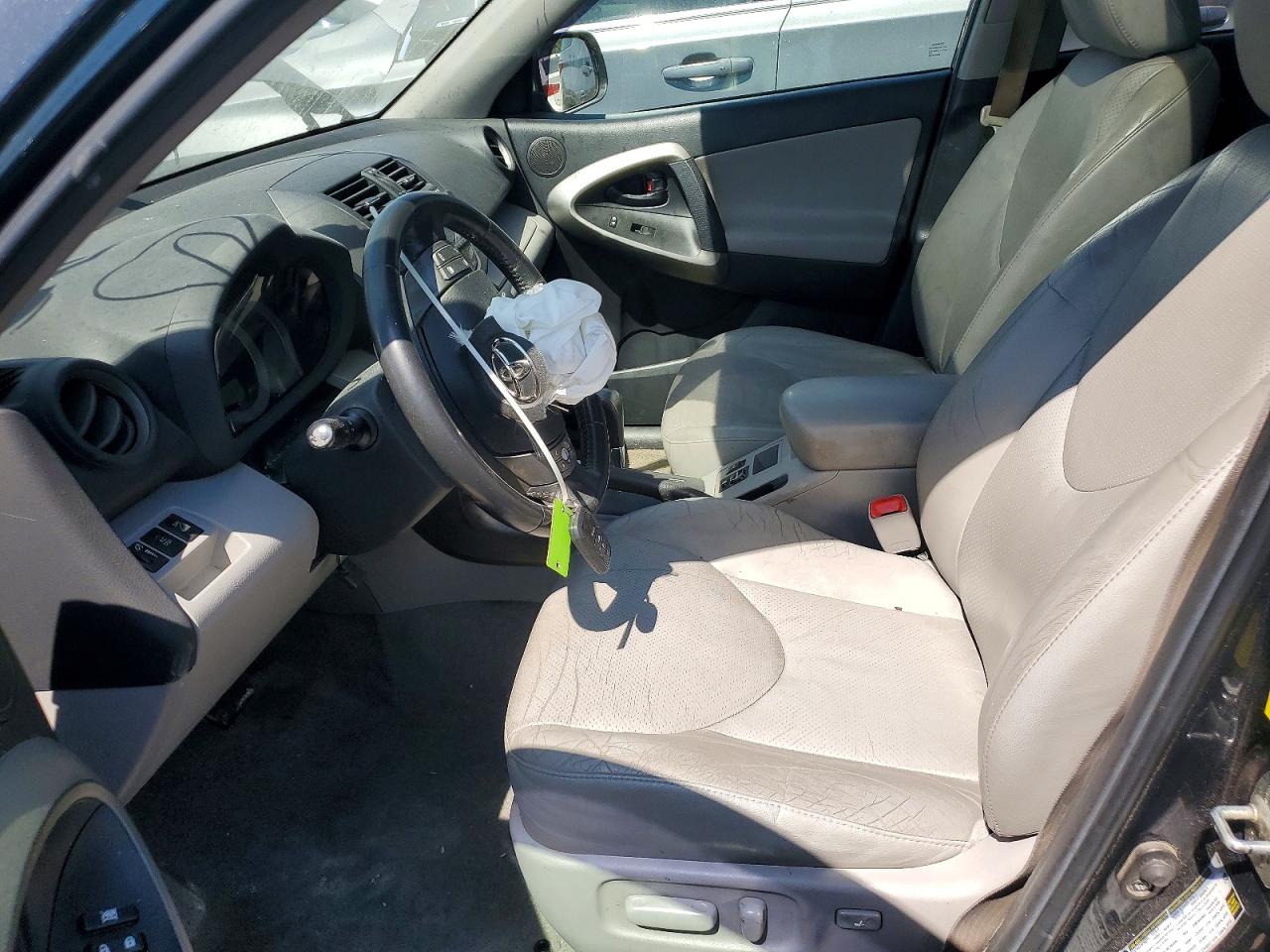 2010 TOYOTA RAV4 LIMITED photo 19