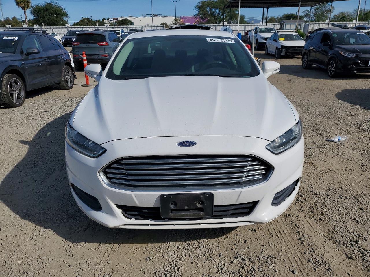 2016 FORD FUSION SE photo 9