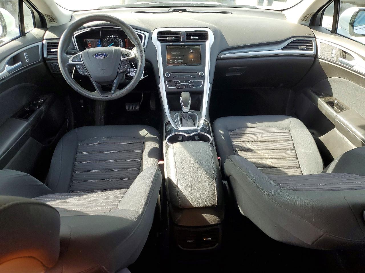 2016 FORD FUSION SE photo 15