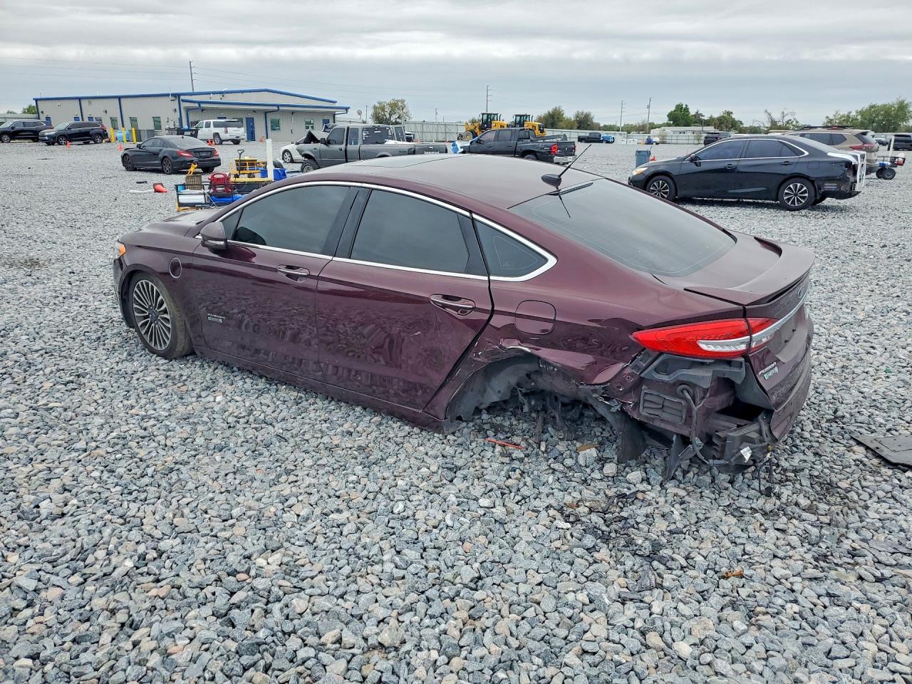 2017 FORD FUSION TITANIUM PHEV photo 4