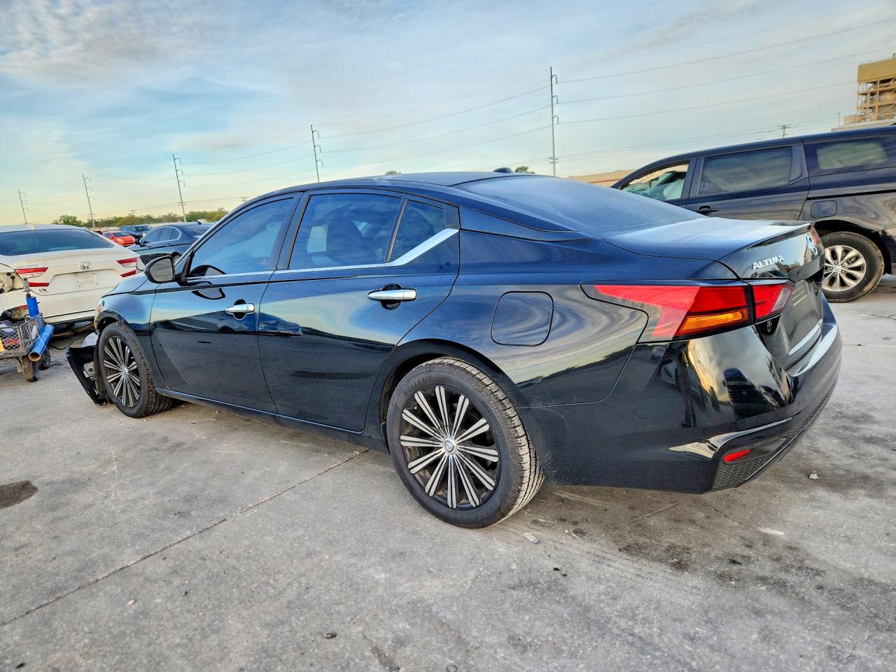 2019 NISSAN ALTIMA 2.5 S photo 3