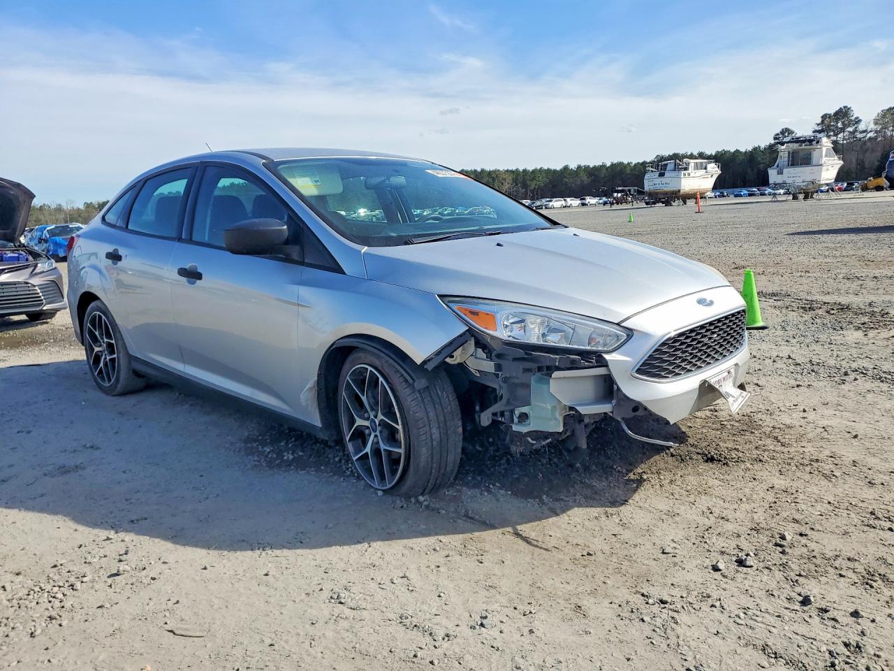 2018 FORD FOCUS S photo 7