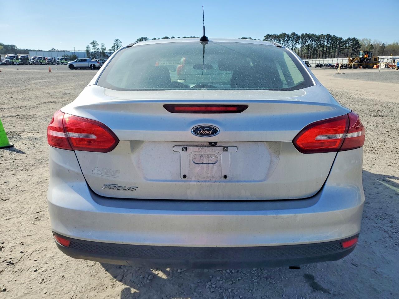 2018 FORD FOCUS S photo 11