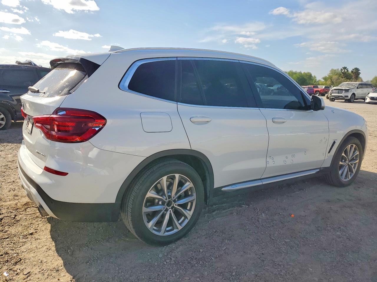 2019 BMW X3 SDRIVE30I photo 3