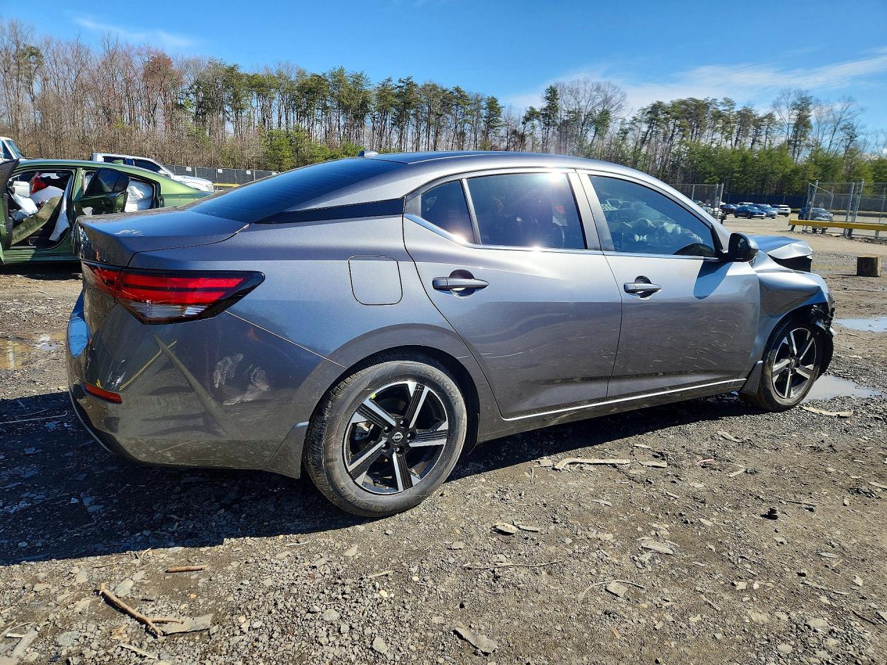 2025 NISSAN SENTRA SV photo 5