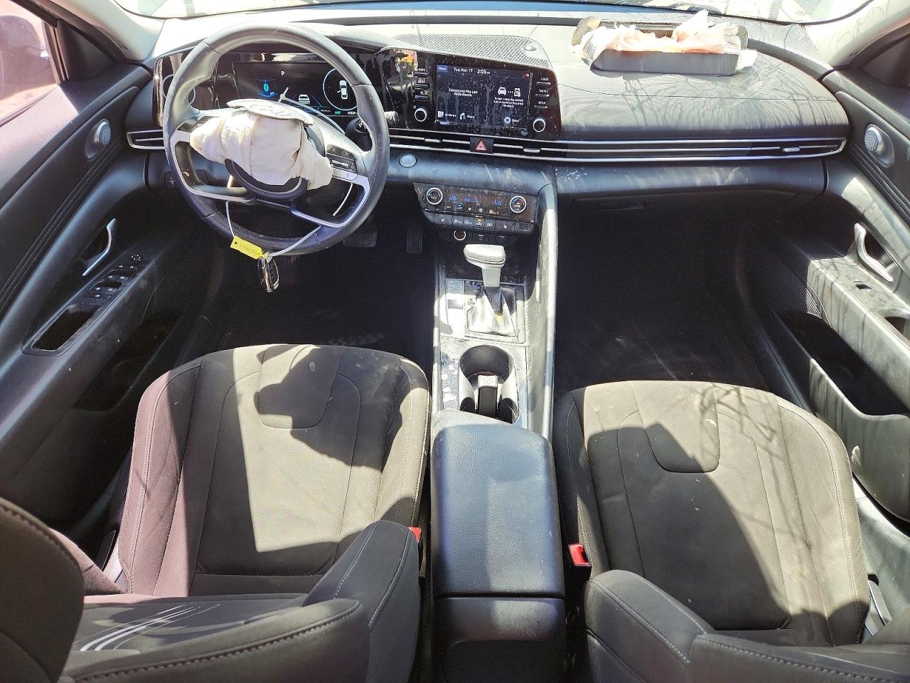 2022 HYUNDAI ELANTRA SEL photo 15