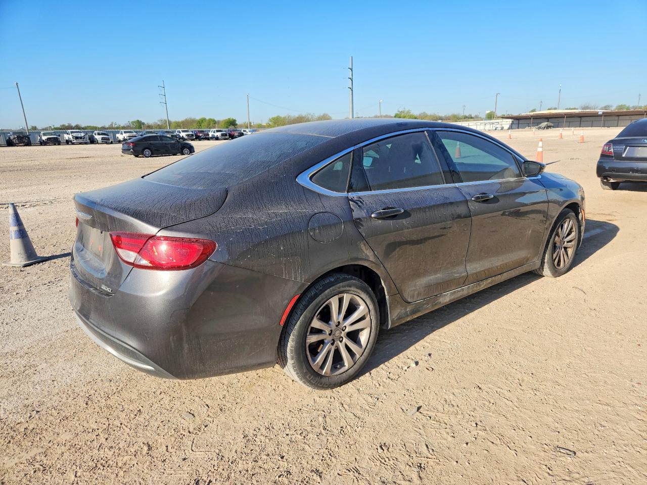 2016 CHRYSLER 200 LIMITED photo 5