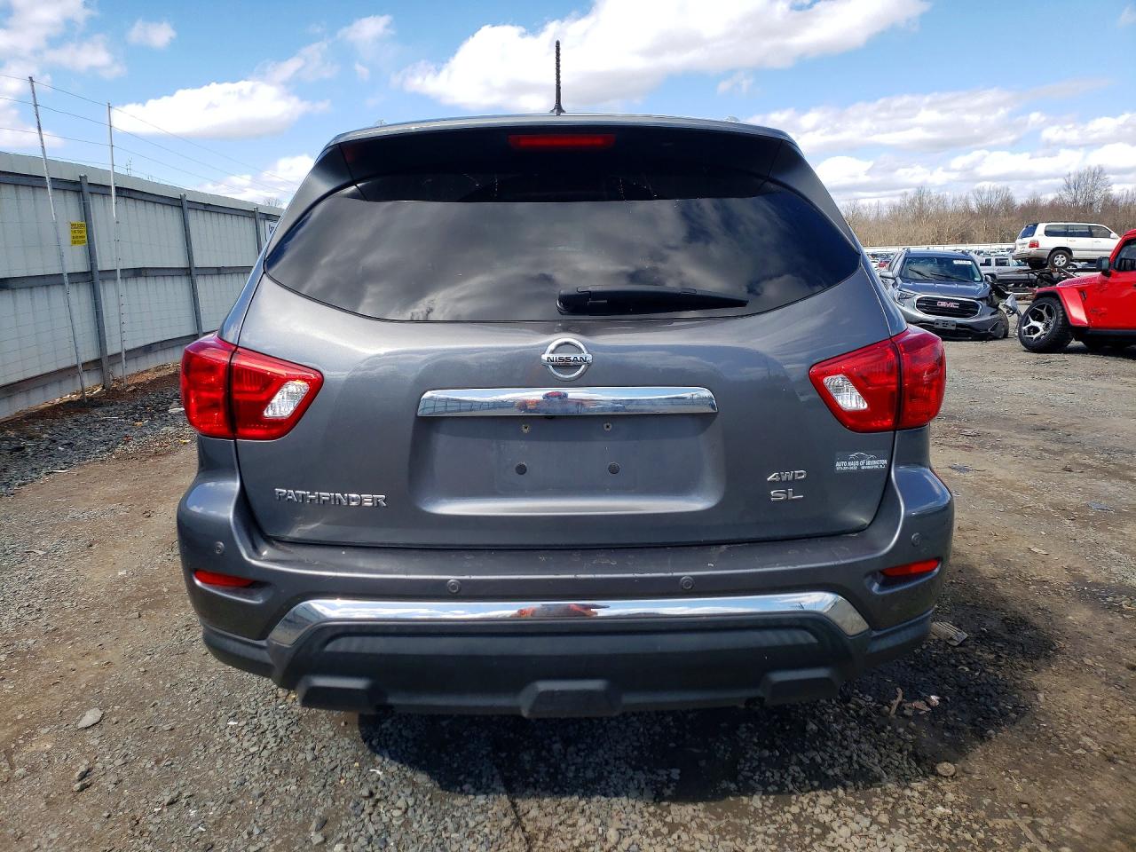 2017 NISSAN PATHFINDER SL photo 16