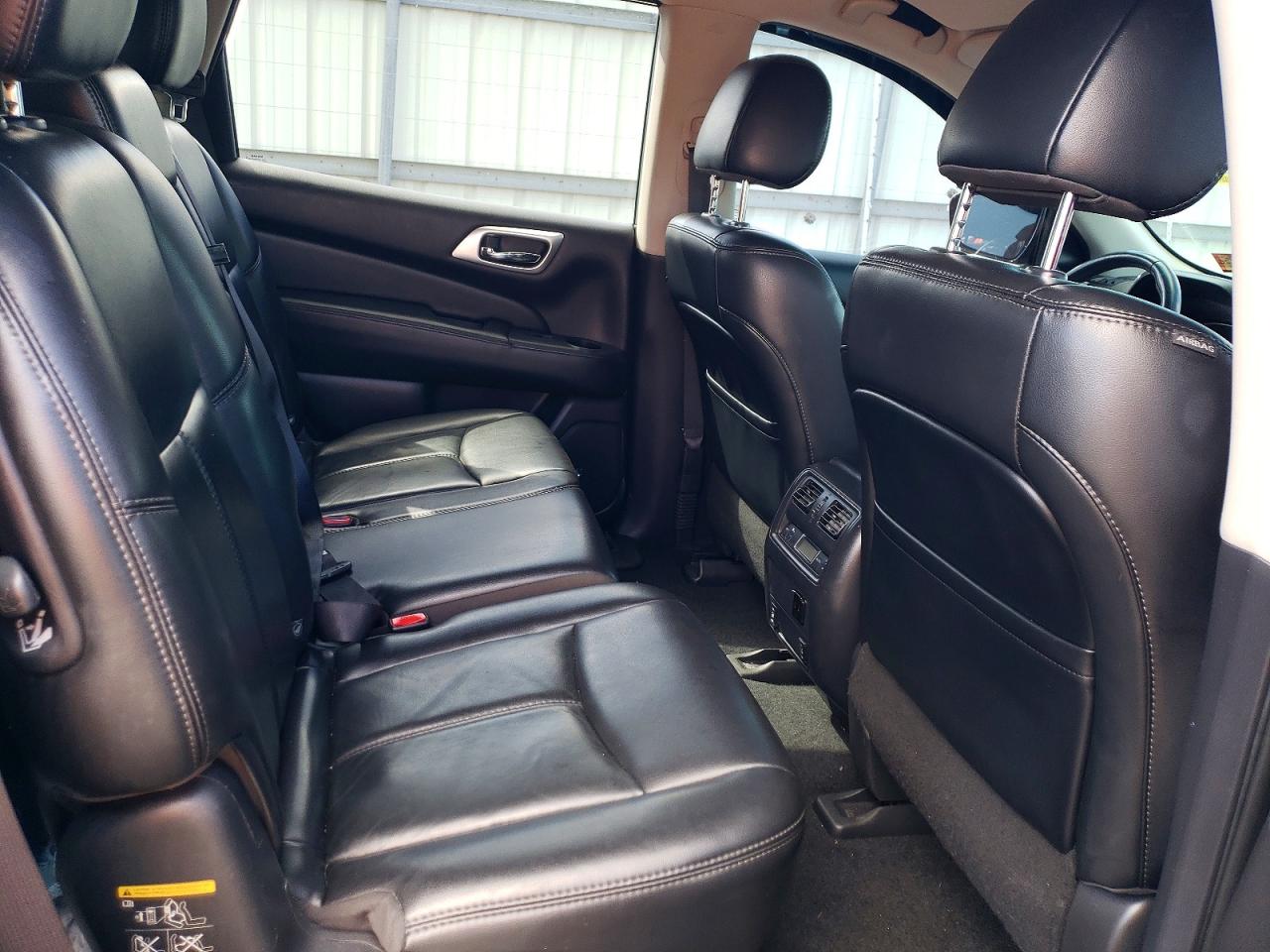 2017 NISSAN PATHFINDER SL photo 31