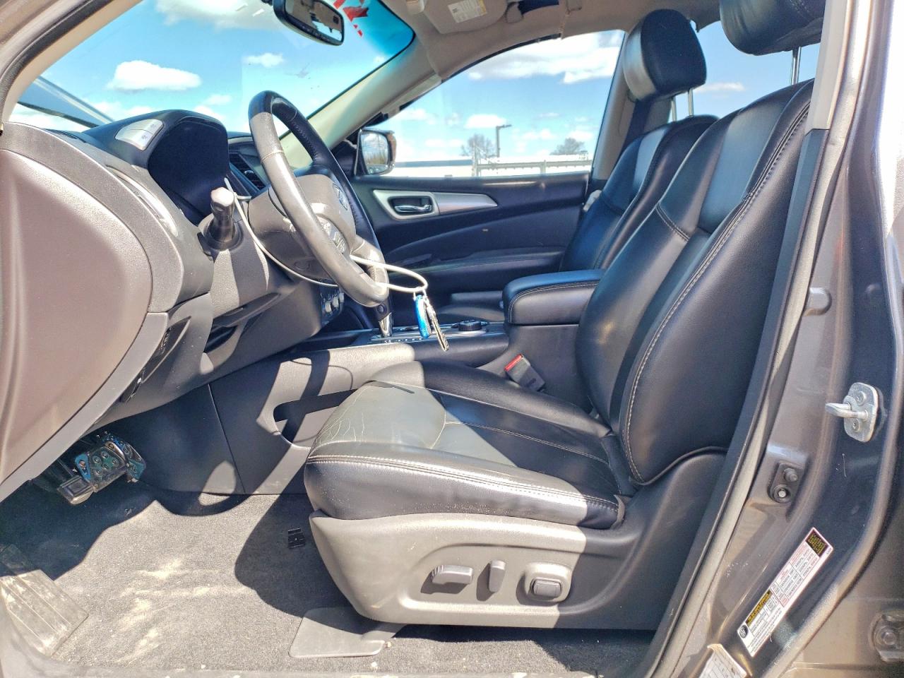 2017 NISSAN PATHFINDER SL photo 19