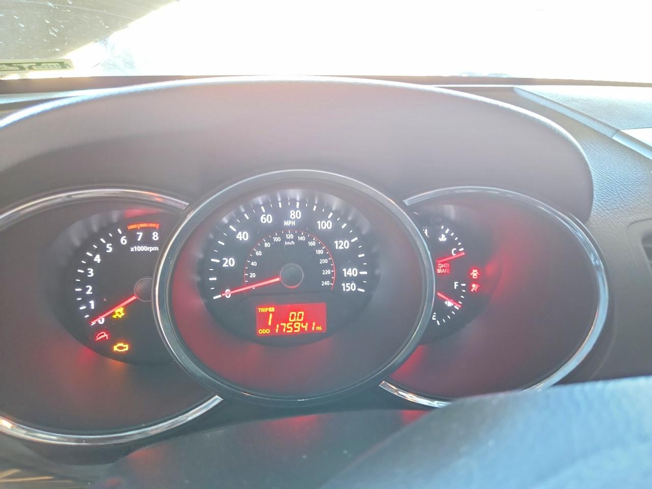 2013 KIA SORENTO LX photo 25