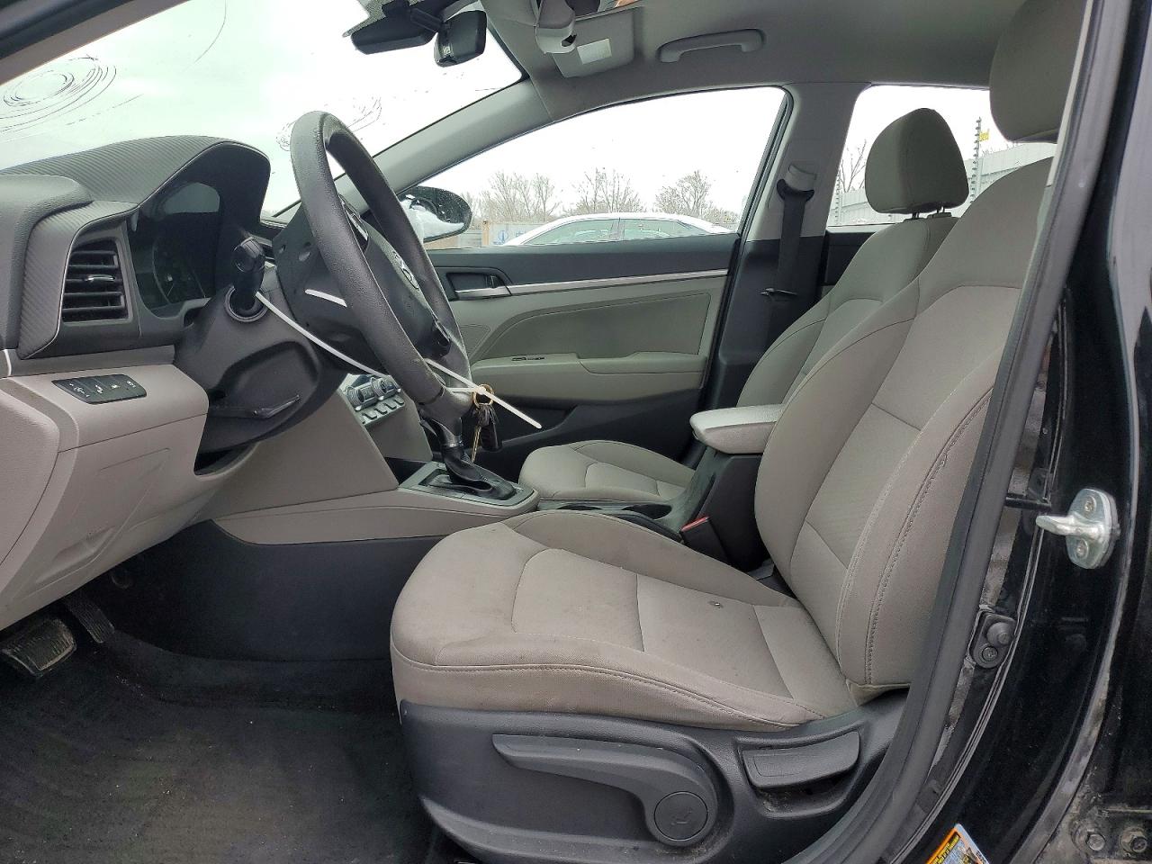 2020 HYUNDAI ELANTRA SEL photo 19