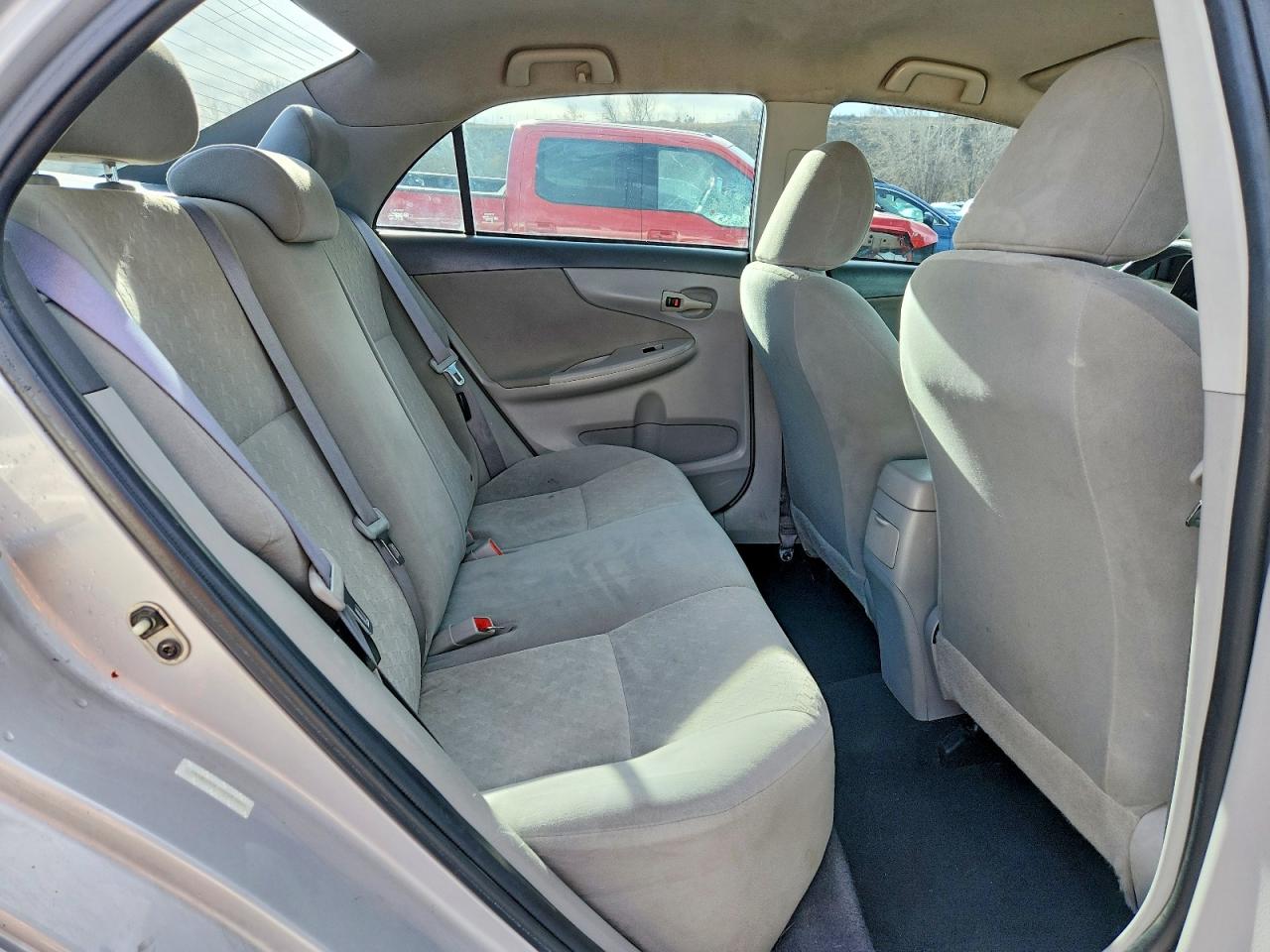 2009 TOYOTA COROLLA LE photo 10