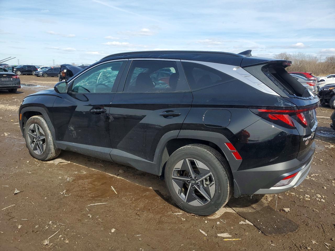 2025 HYUNDAI TUCSON SEL photo 2