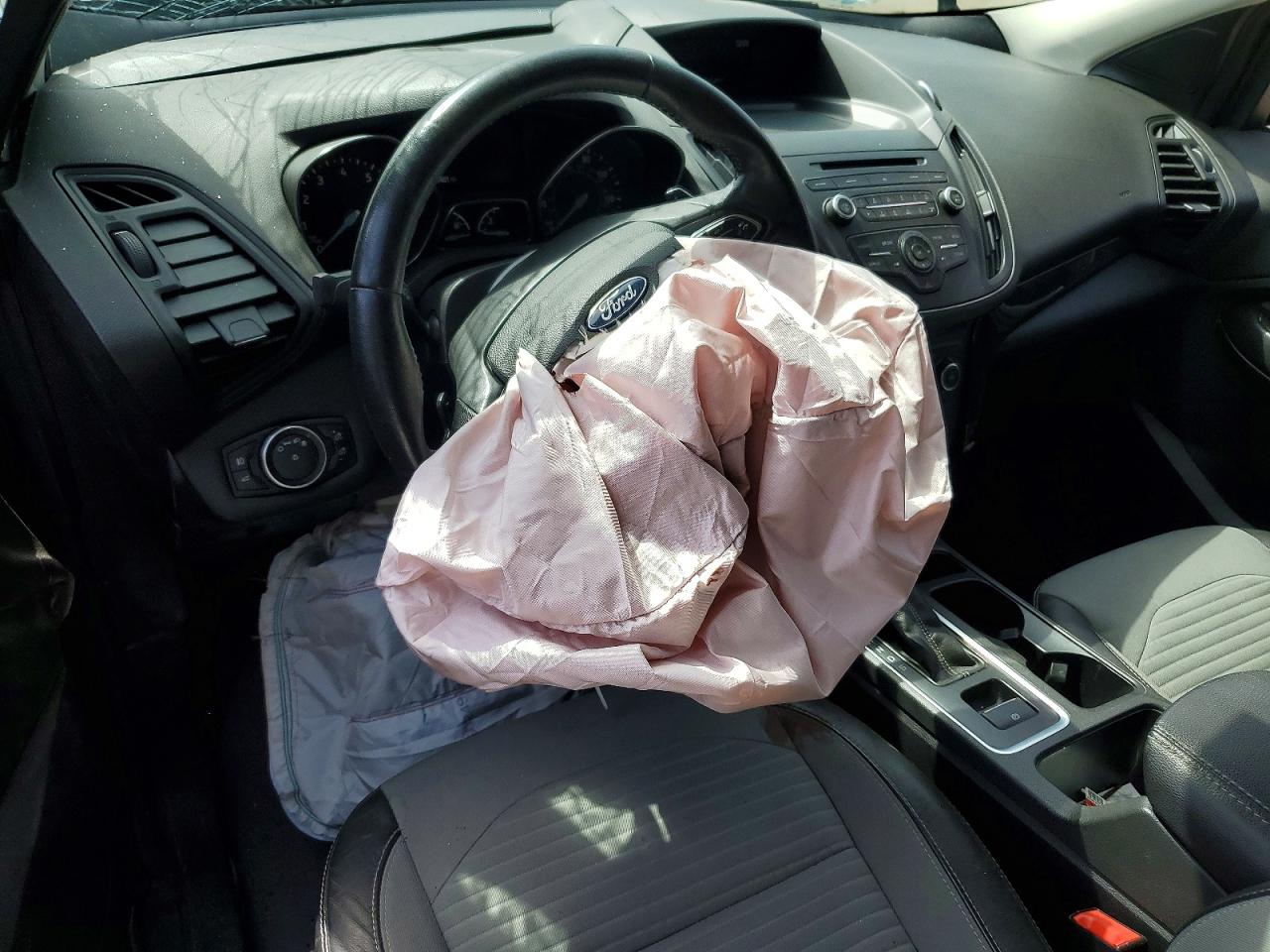 2018 FORD ESCAPE SE photo 22