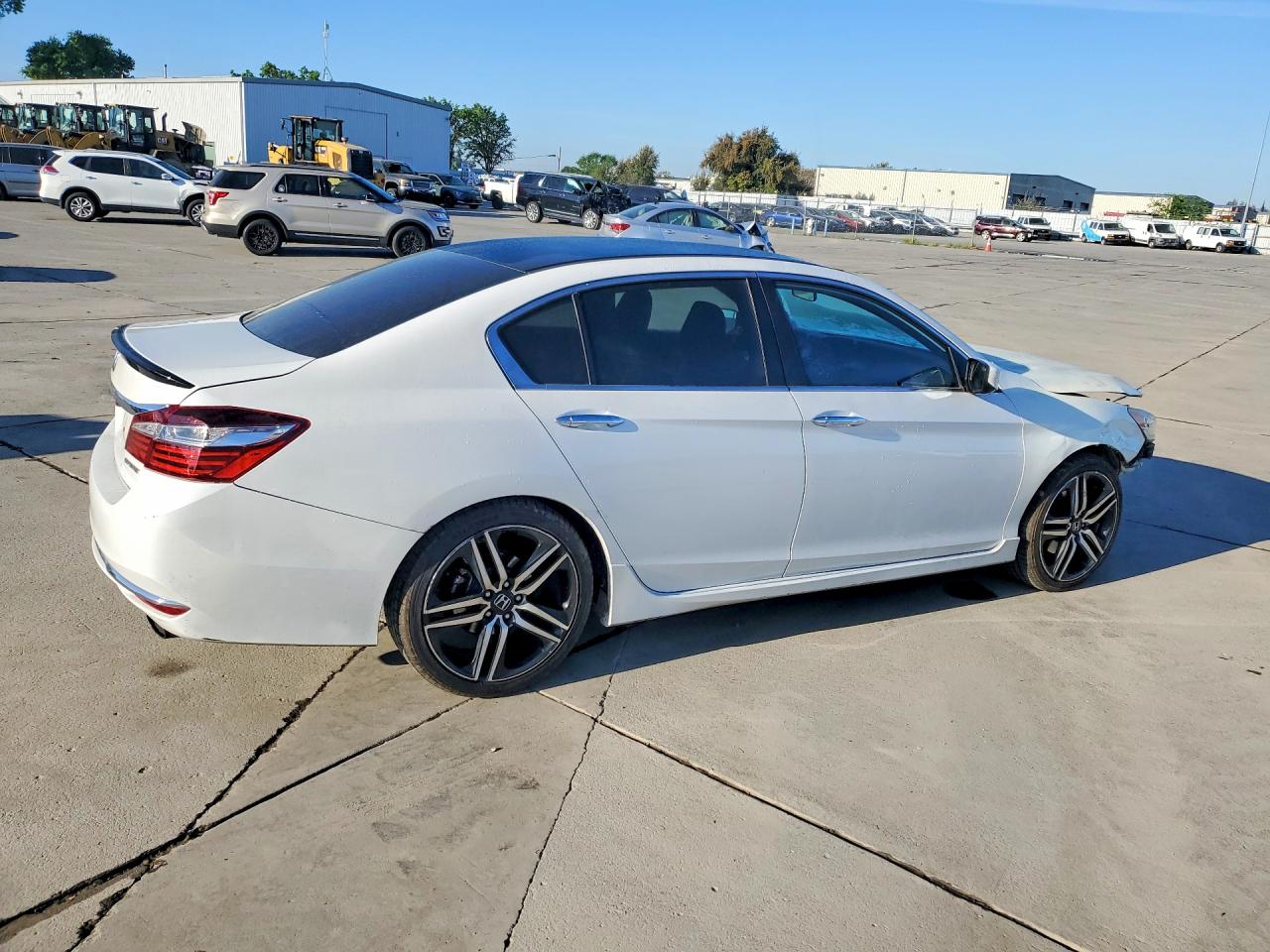 2017 HONDA ACCORD SPORT photo 5