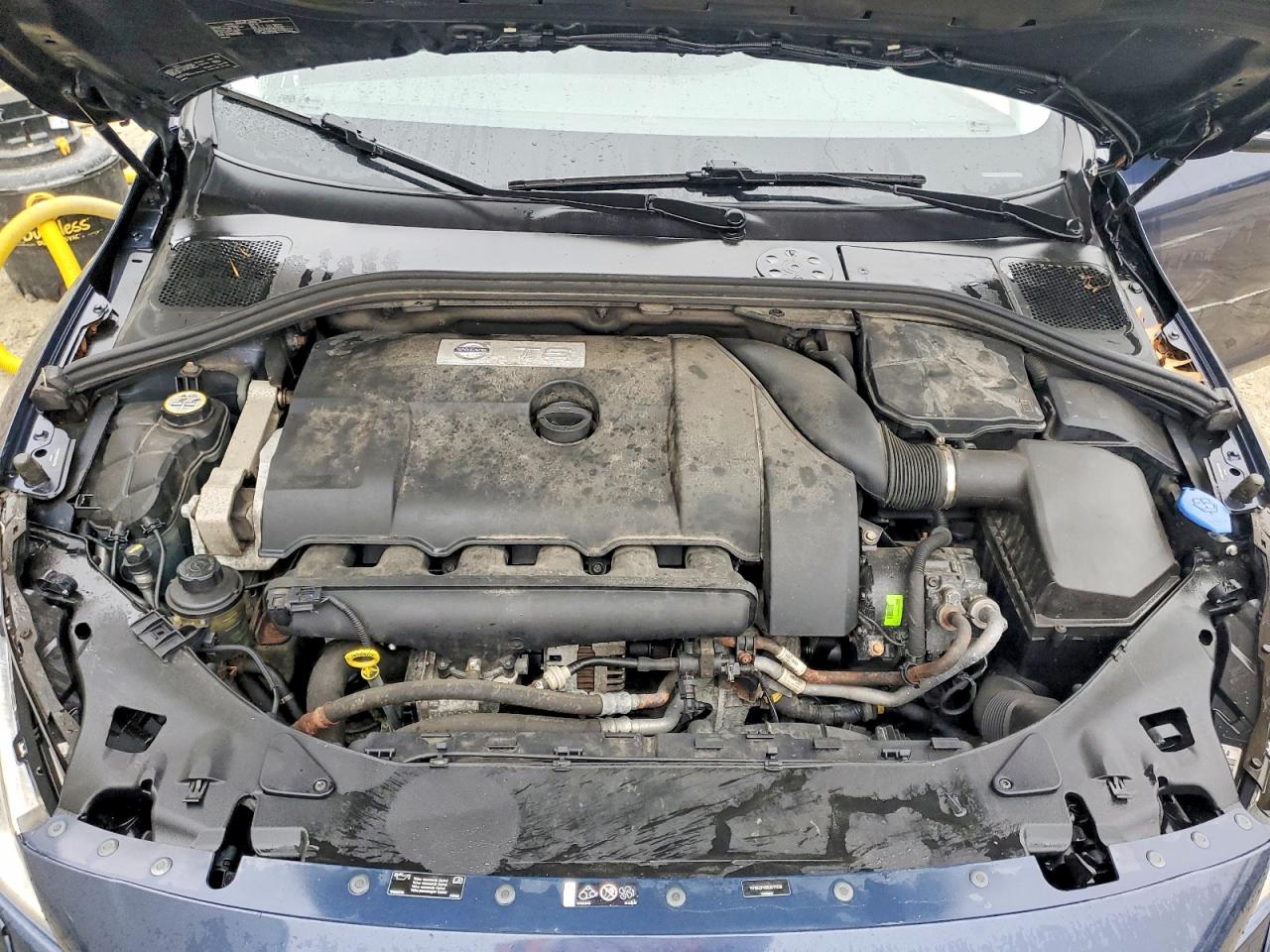 2011 VOLVO S60 T6 photo 31