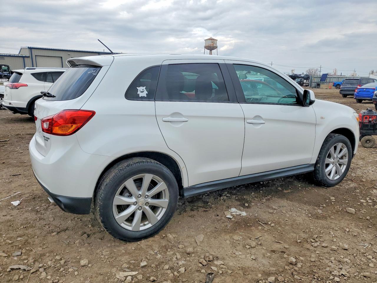 2015 MITSUBISHI OUTLANDER SPORT ES photo 5