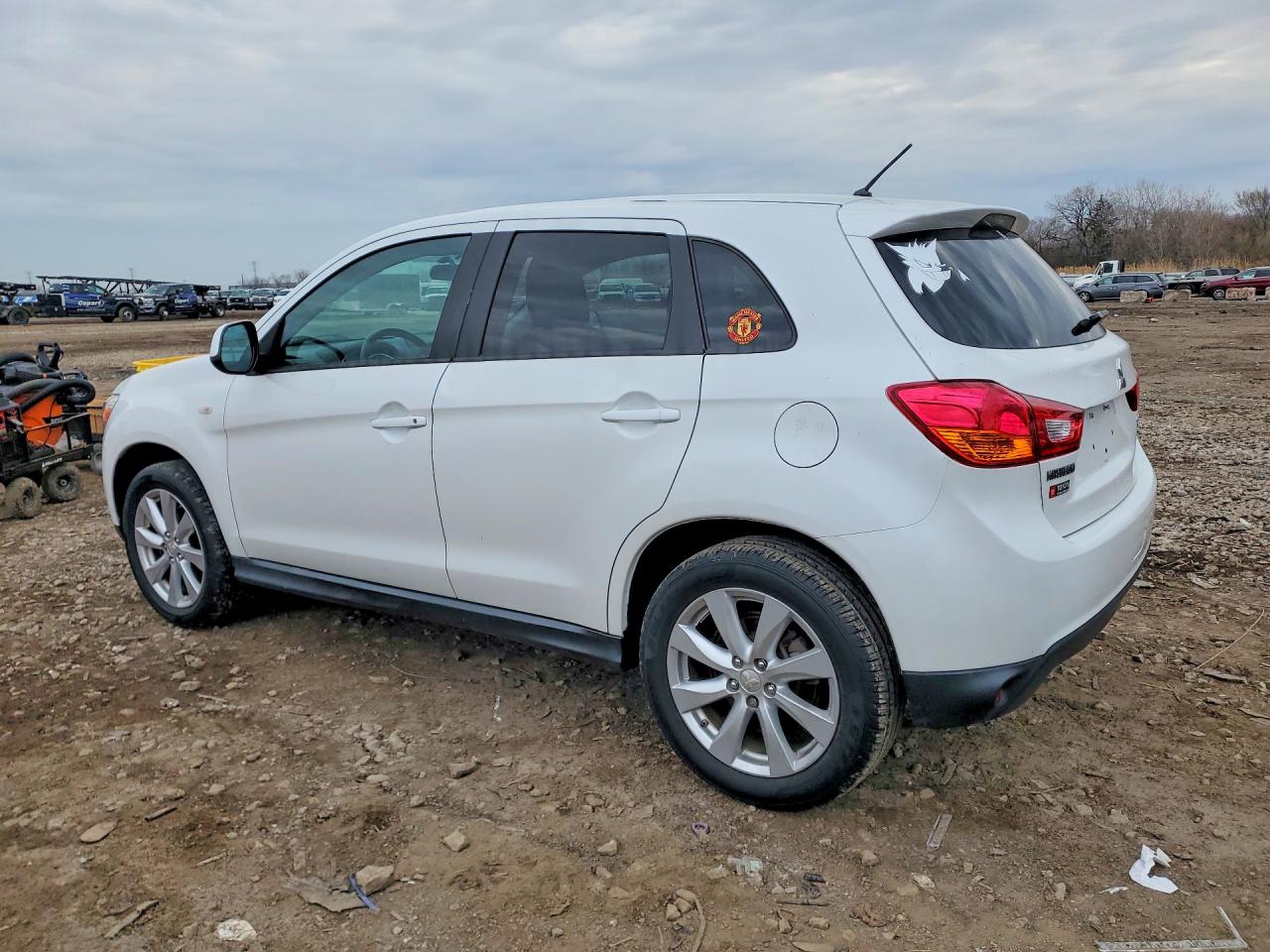 2015 MITSUBISHI OUTLANDER SPORT ES photo 3