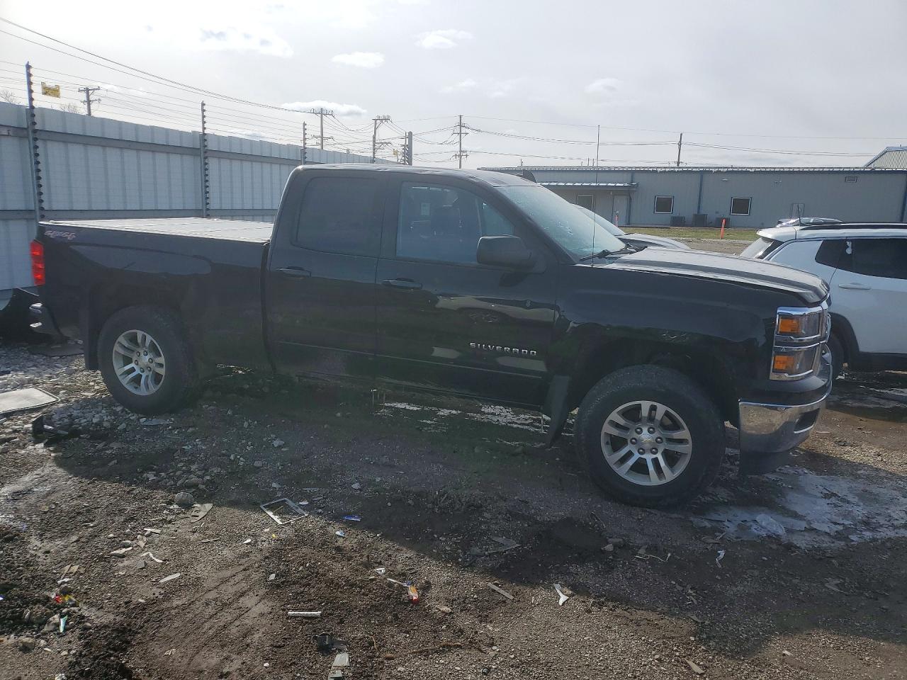 2015 CHEVROLET SILVERADO K1500 LT photo 4