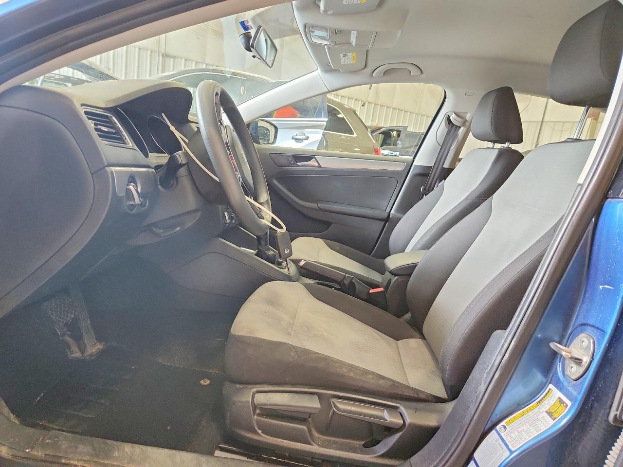2017 VOLKSWAGEN JETTA S photo 13
