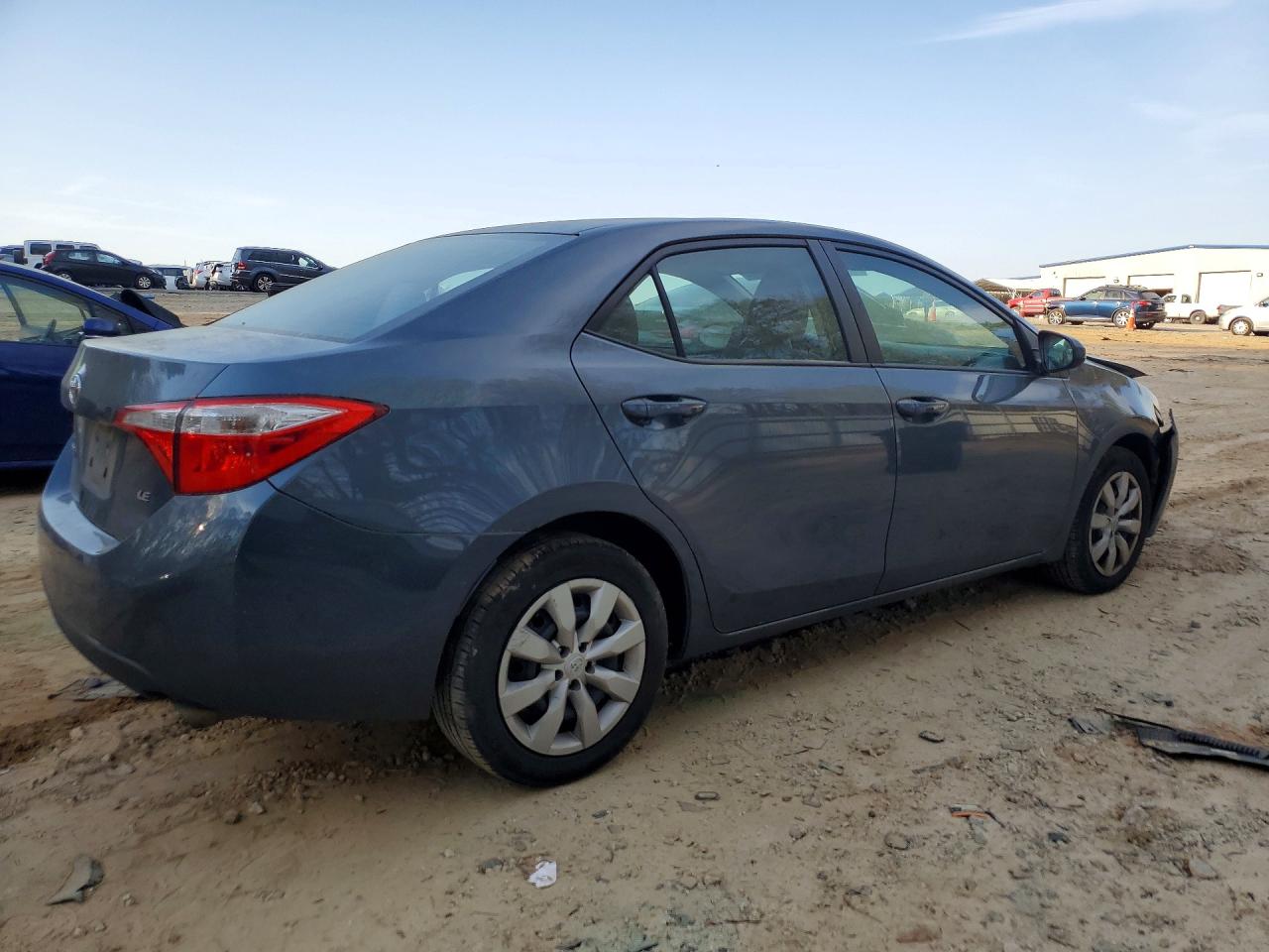 2014 TOYOTA COROLLA LE photo 5