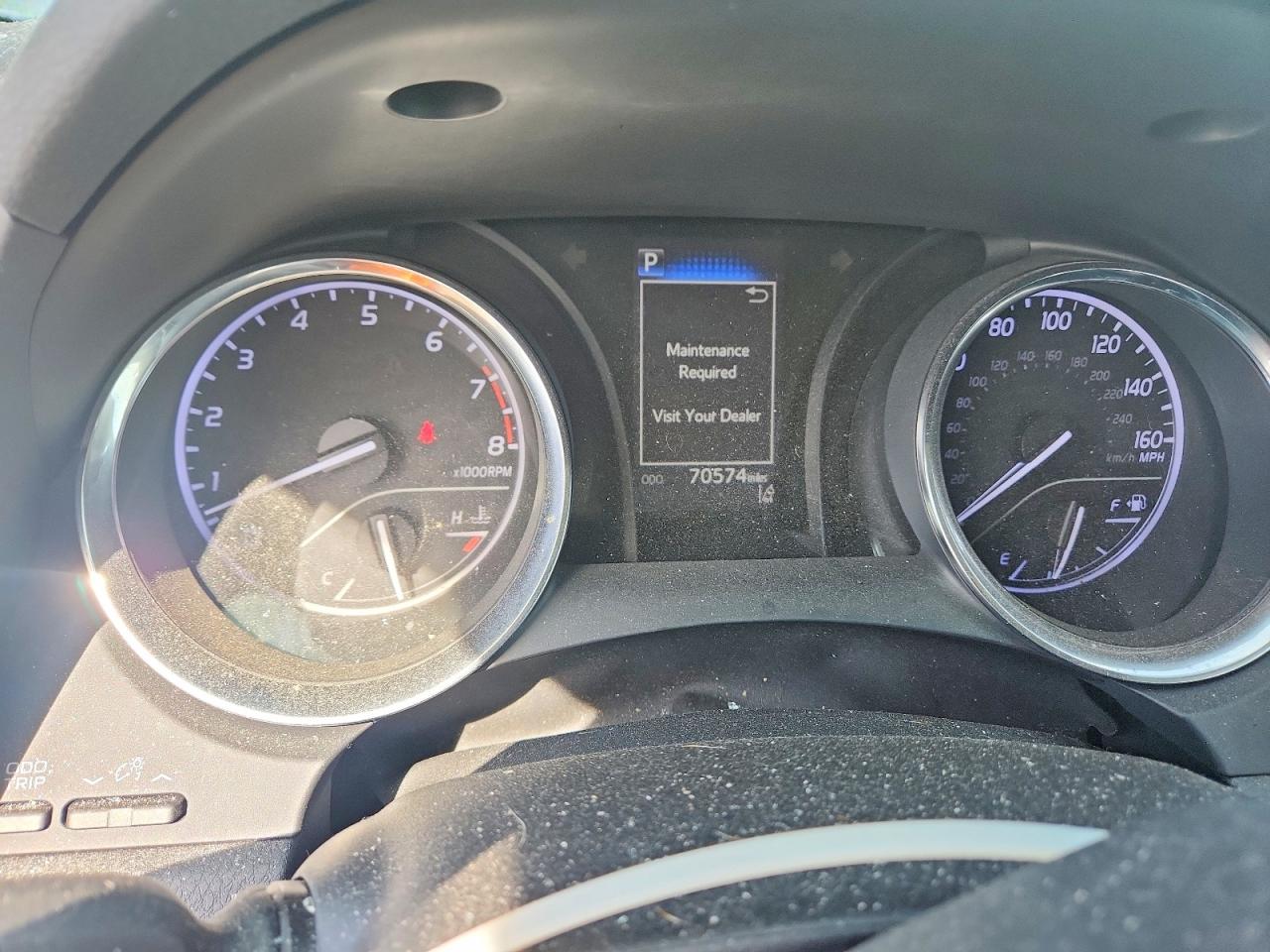 2020 TOYOTA CAMRY SE photo 9
