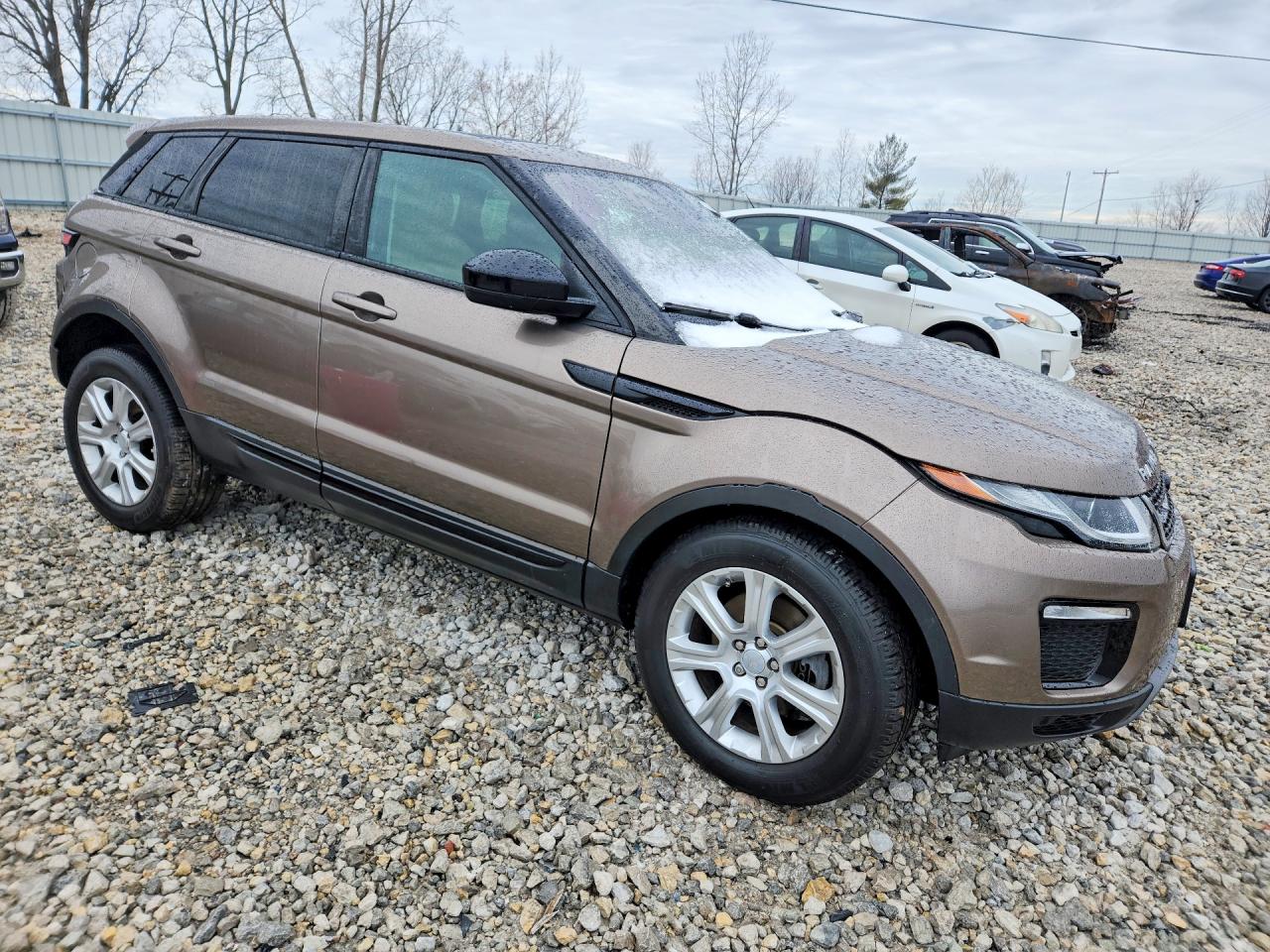 2016 LAND ROVER RANGE ROVER EVOQUE SE photo 4