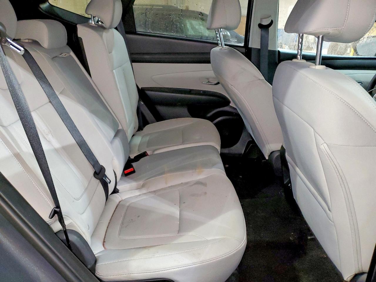2026 HYUNDAI TUCSON SEL photo 11