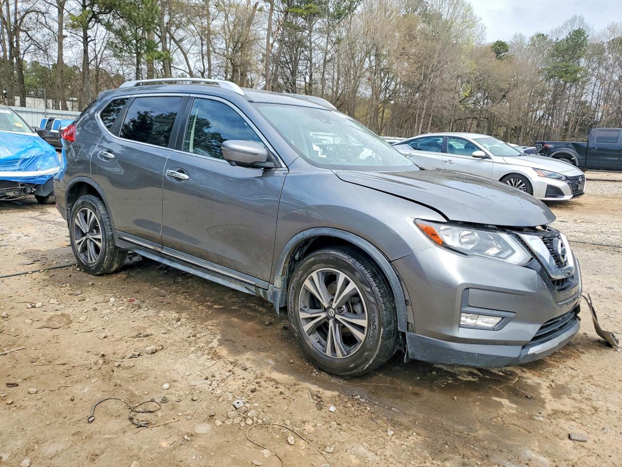 2017 NISSAN ROGUE SL photo 10