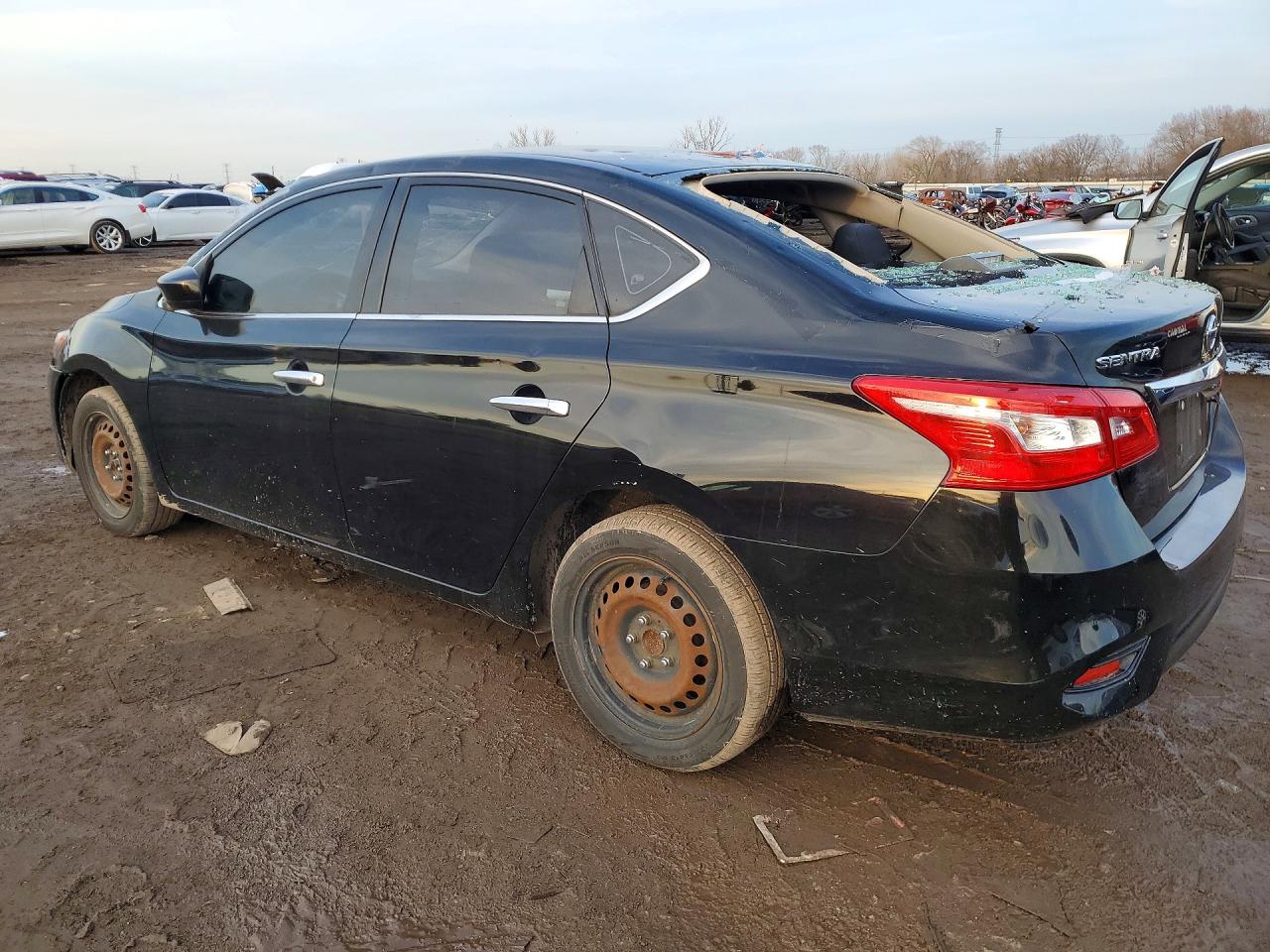 2018 NISSAN SENTRA S photo 2