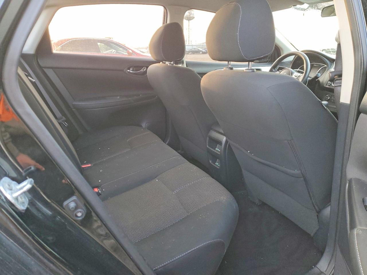 2018 NISSAN SENTRA S photo 10