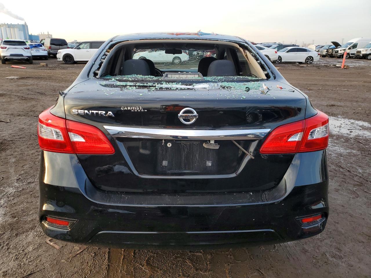 2018 NISSAN SENTRA S photo 6