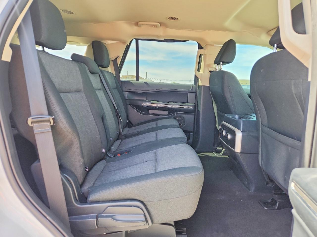 2024 FORD EXPEDITION XLT photo 11