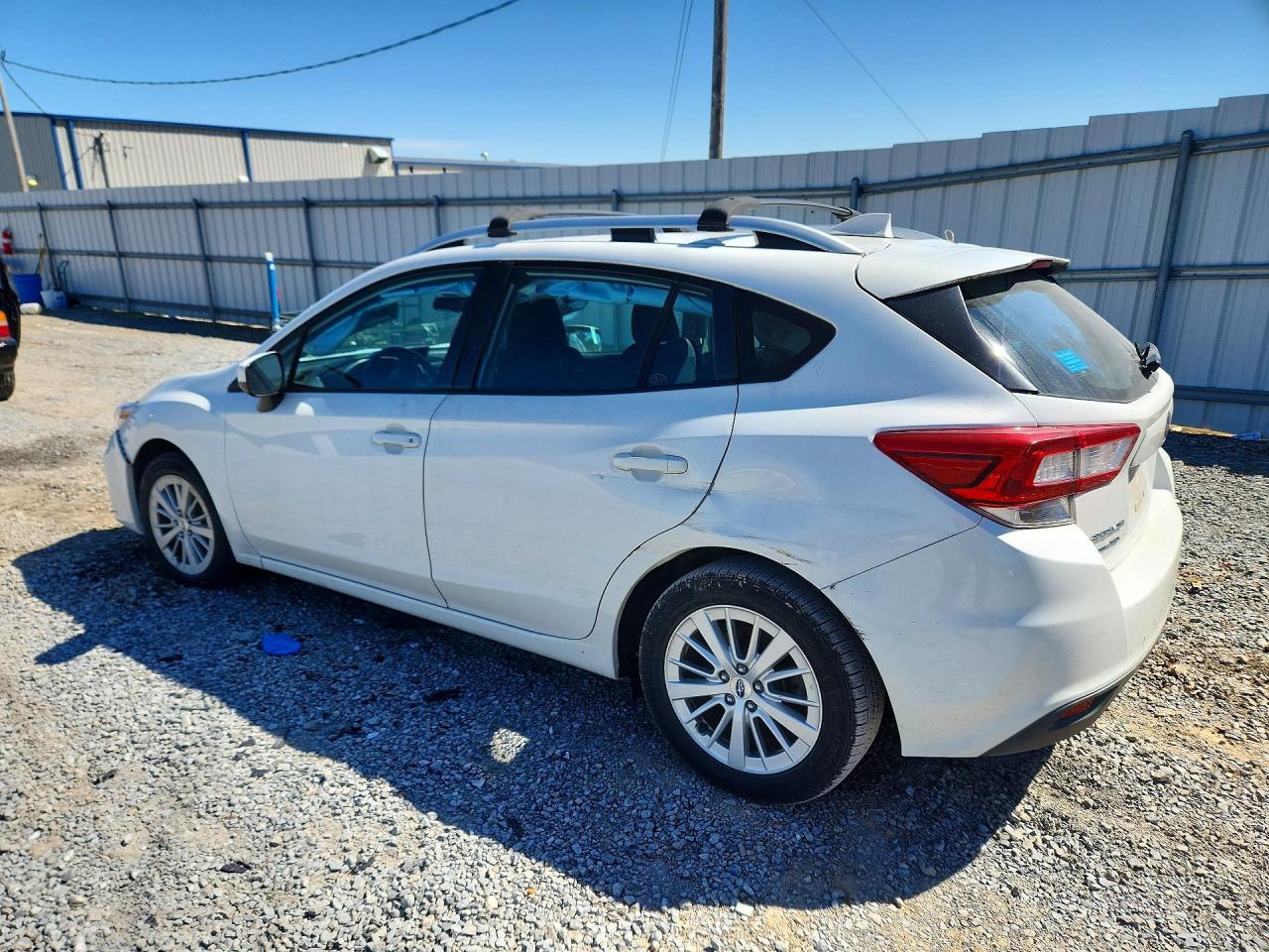 2017 SUBARU IMPREZA PREMIUM photo 3