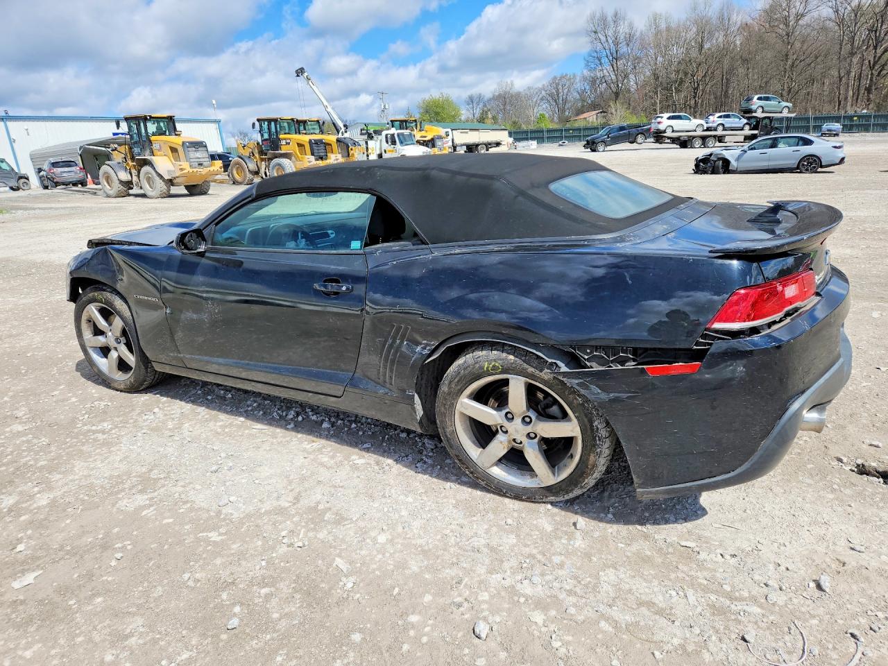 2015 CHEVROLET CAMARO LT photo 4
