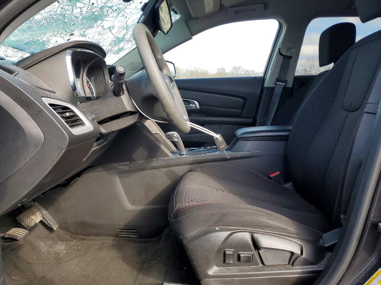 2015 GMC TERRAIN SLE photo 7