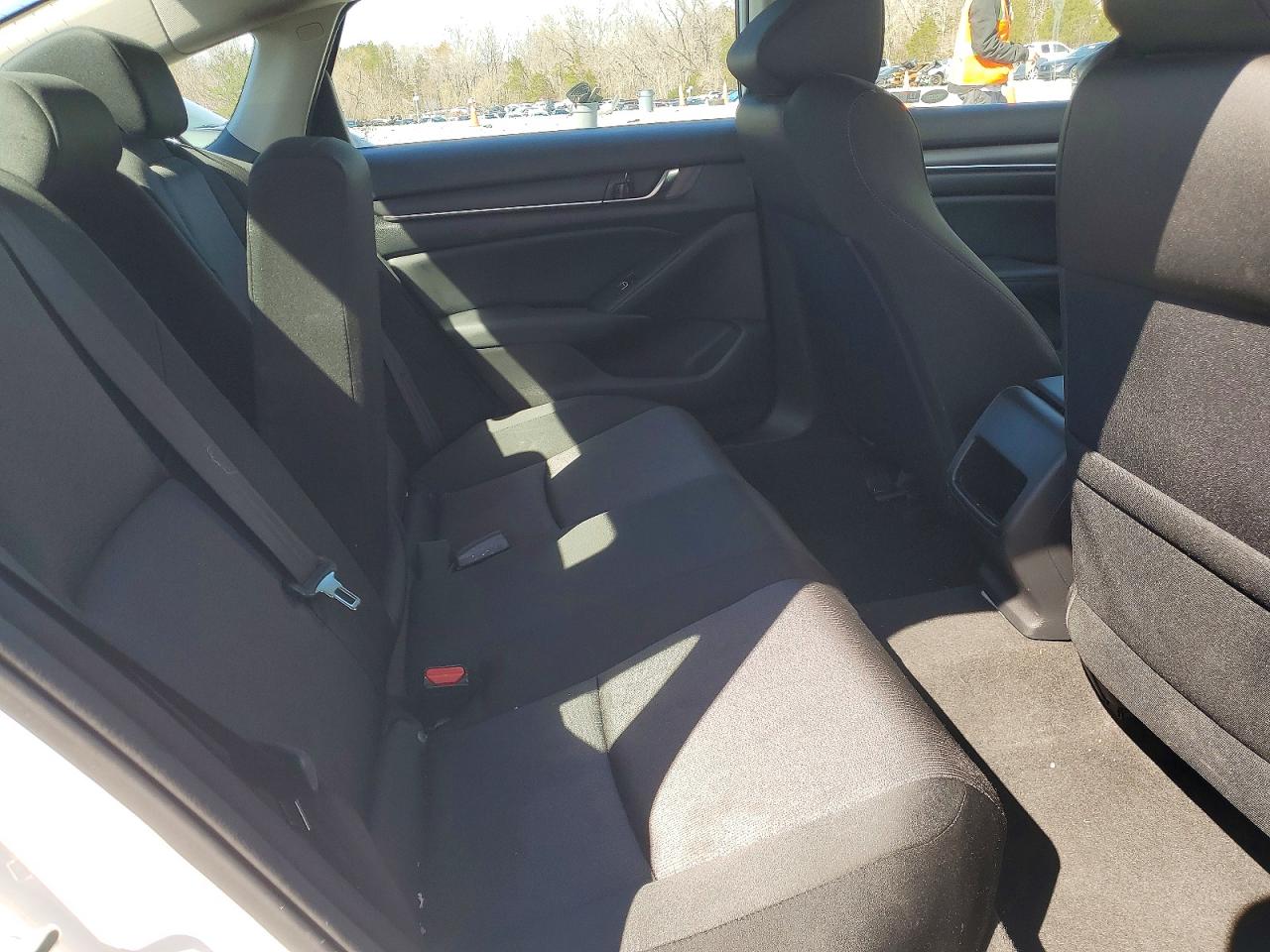 2018 HONDA ACCORD HYBRID photo 28