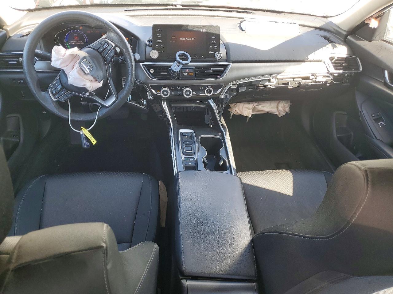 2018 HONDA ACCORD HYBRID photo 22