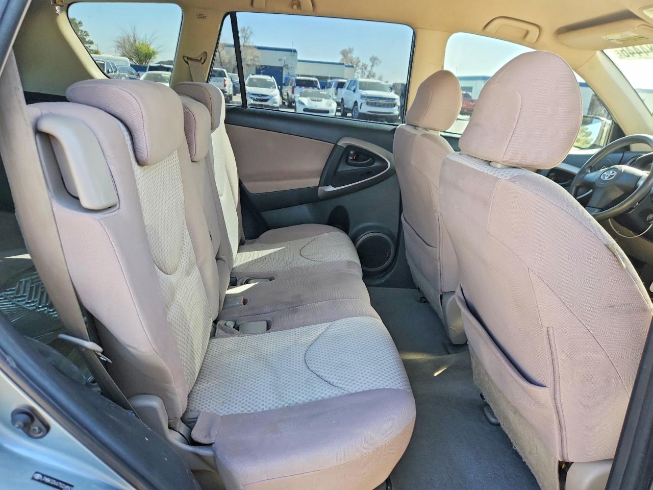 2007 TOYOTA RAV4 BASE photo 19