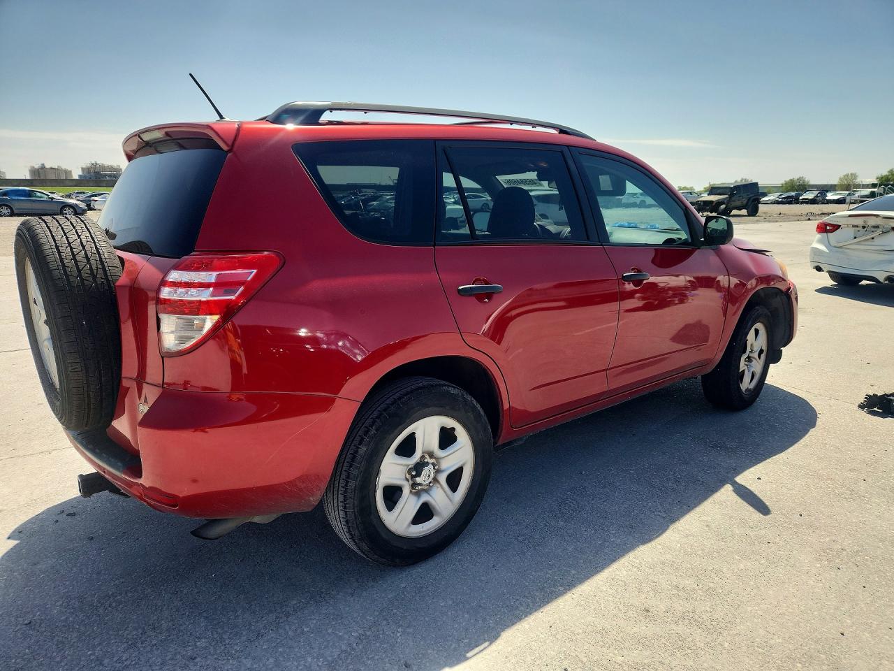 2011 TOYOTA RAV4 BASE photo 3