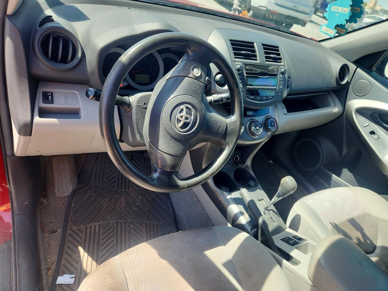 2011 TOYOTA RAV4 BASE photo 8