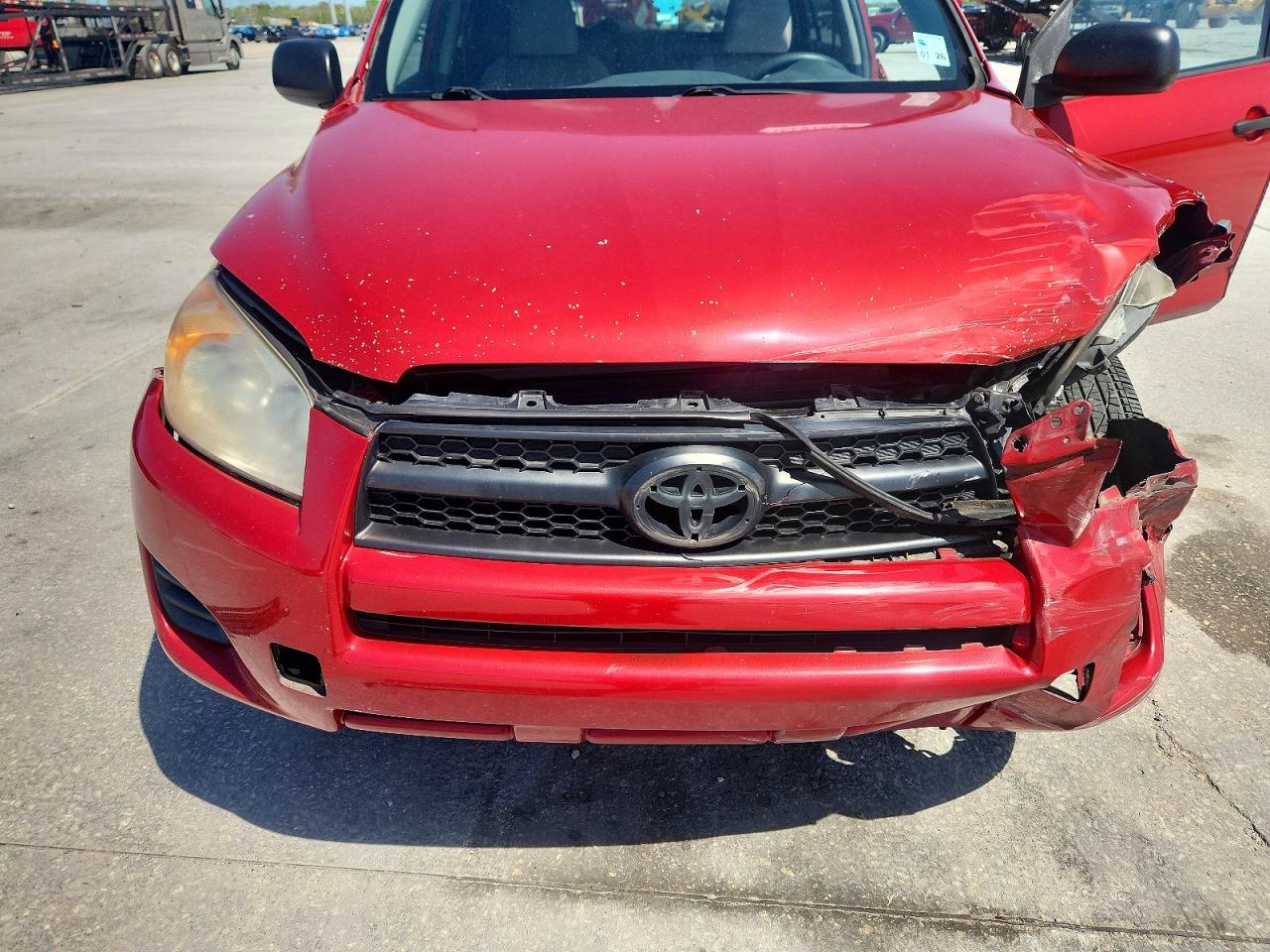 2011 TOYOTA RAV4 BASE photo 12