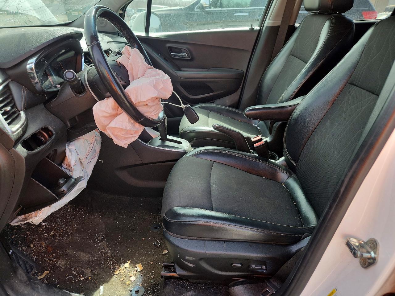 2018 CHEVROLET TRAX 1LT photo 13