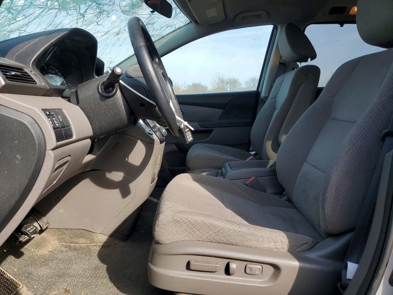 2016 HONDA ODYSSEY EX photo 13